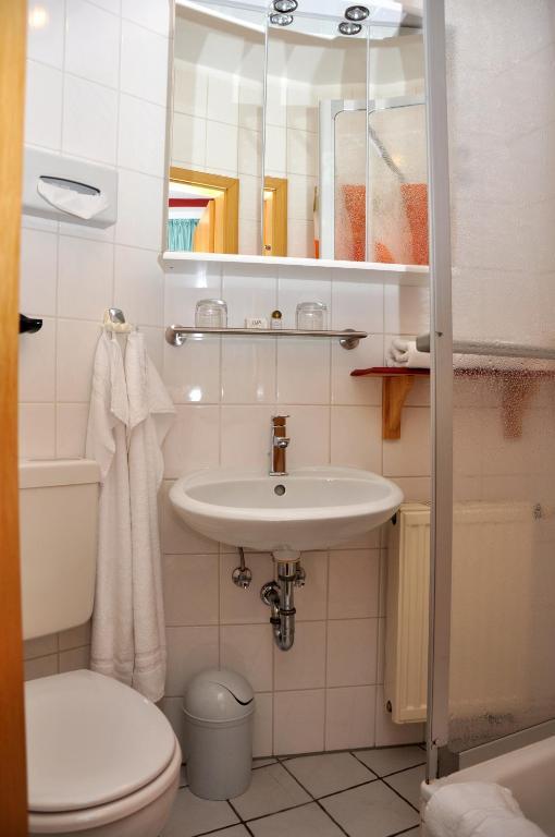 מאינינגן Hotel An Der Kapelle מראה חיצוני תמונה